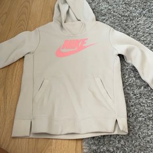 nike hoodie